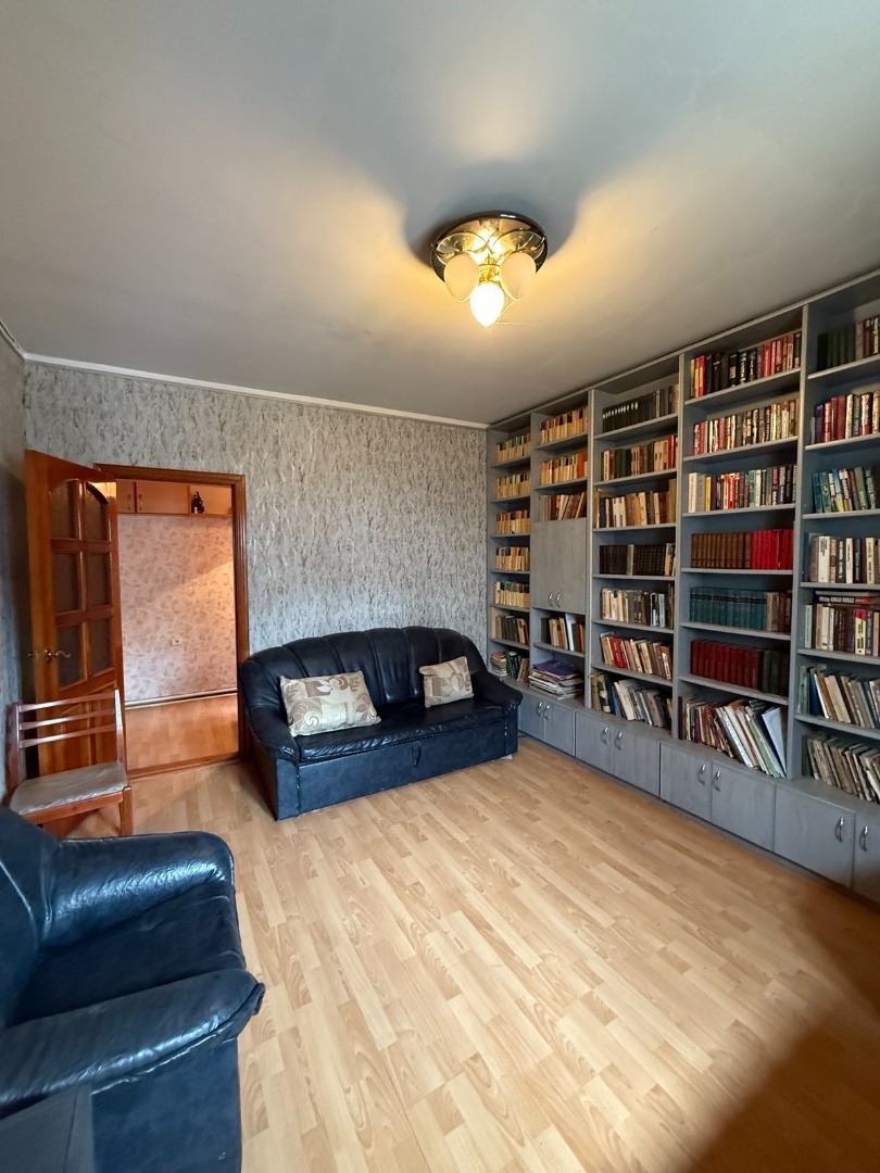 продажа трехкомнатной квартиры номер A-173674 в Малиновском районе, фото номер 13